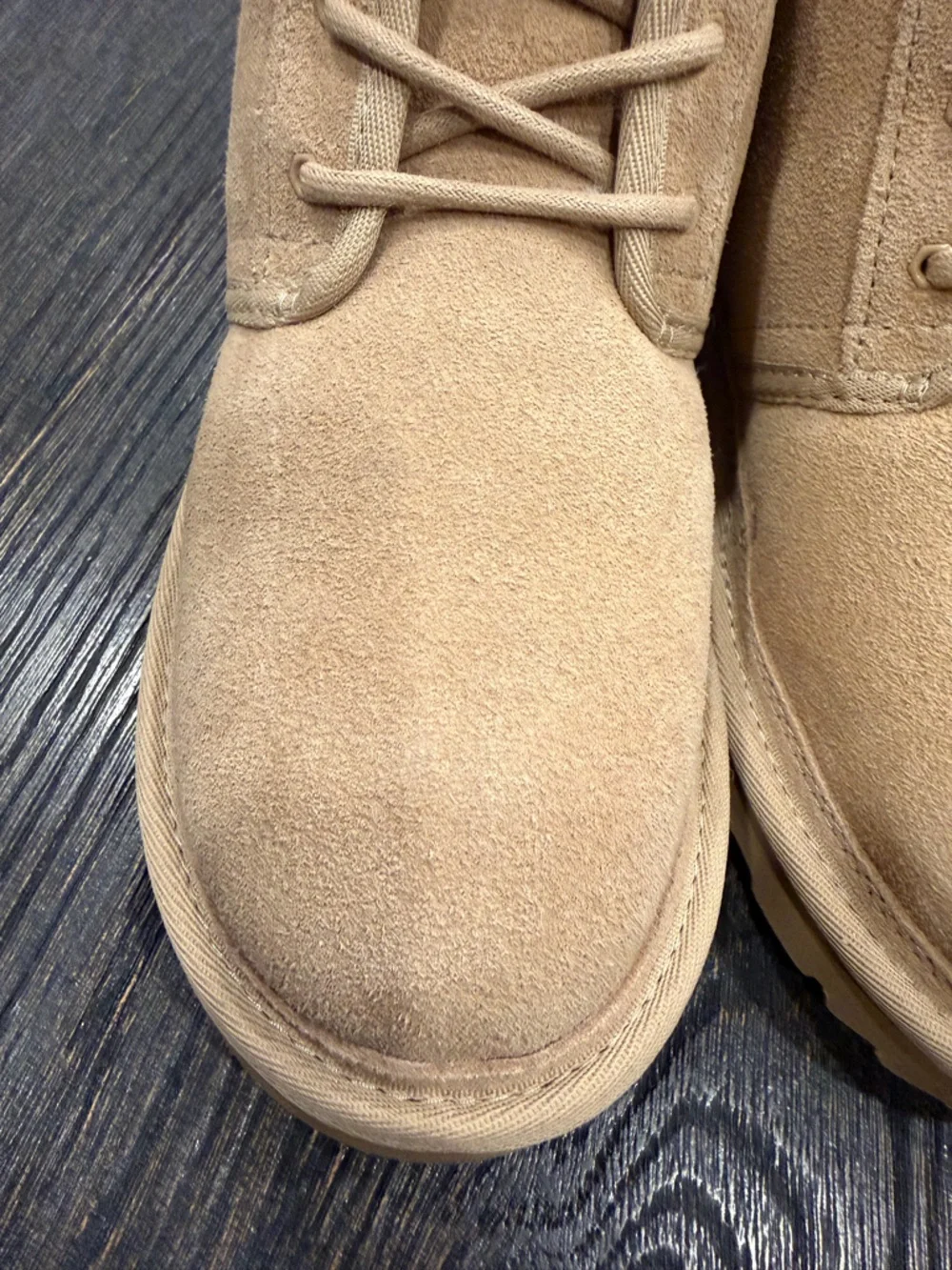 Womens UGG Neumel Chukka Boot - Sand size 6 - new